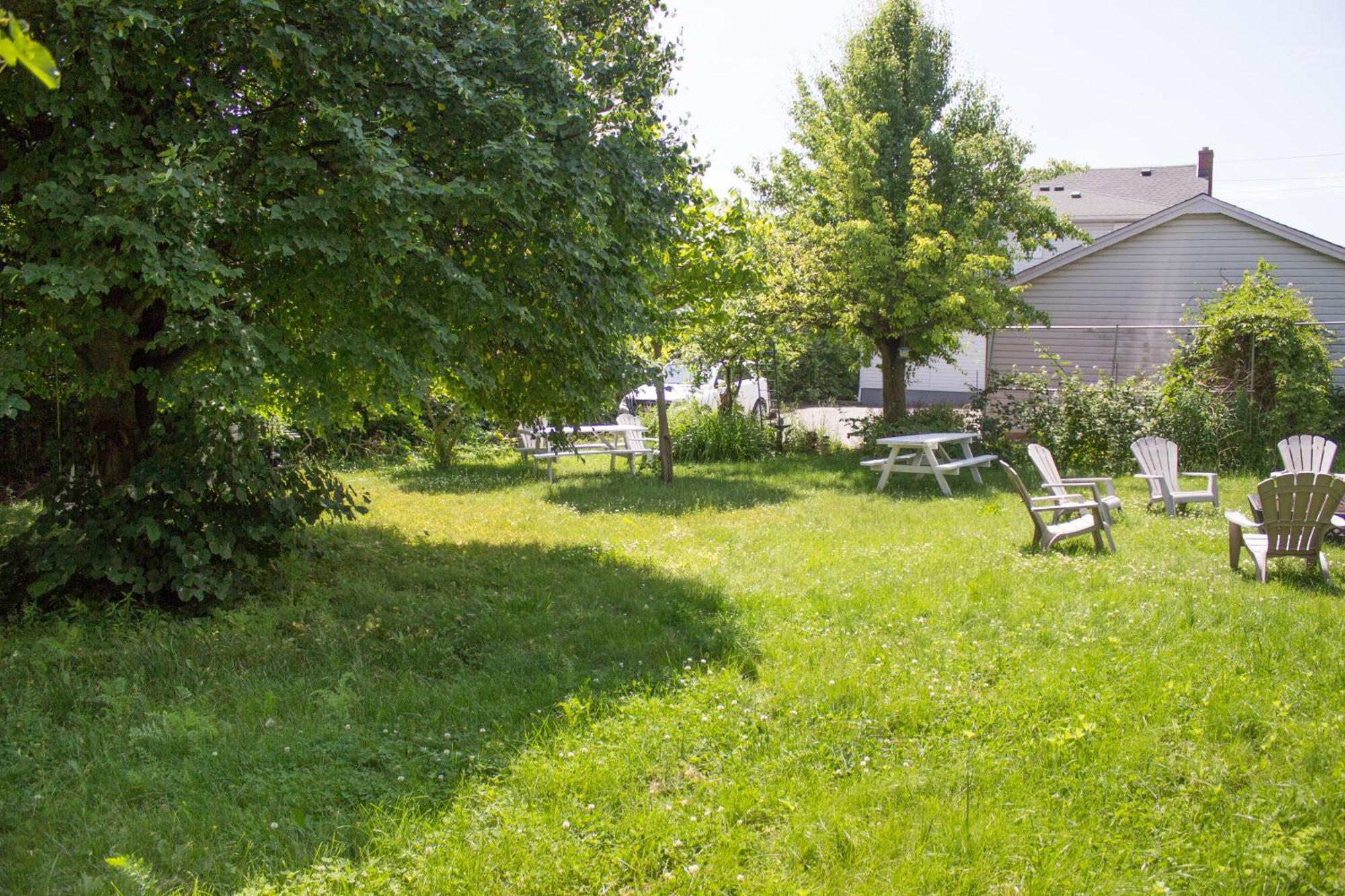 Anna'S Bed & Breakfast Ниагара-Фолс Экстерьер фото